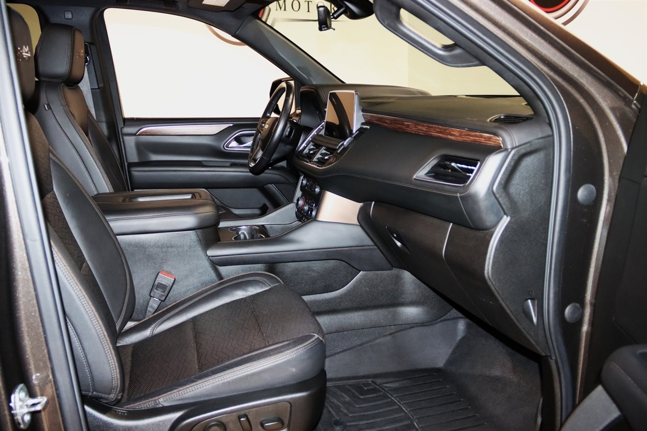 Chevrolet Suburban  2021