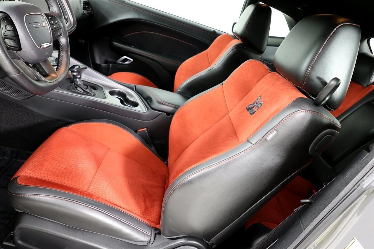 Dodge Challenger  2023