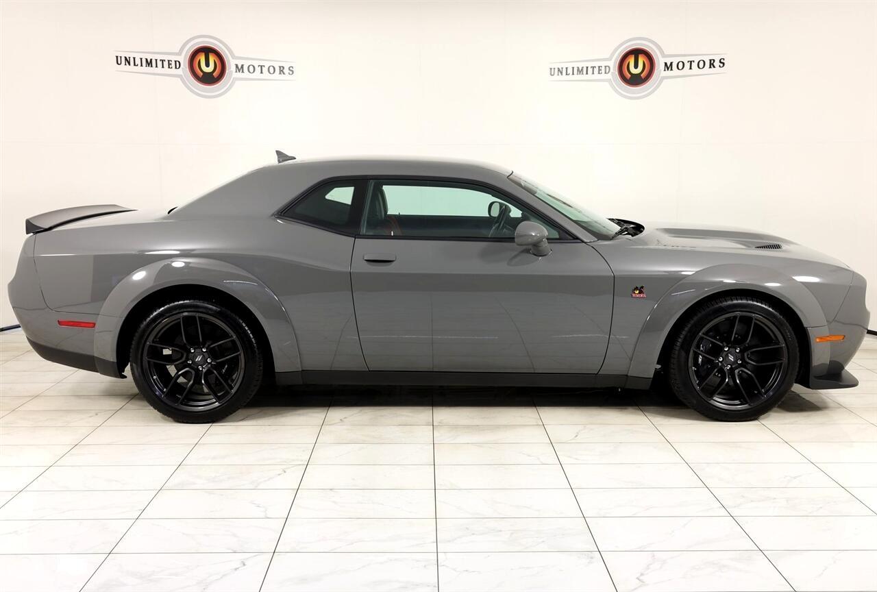 Dodge Challenger  2023