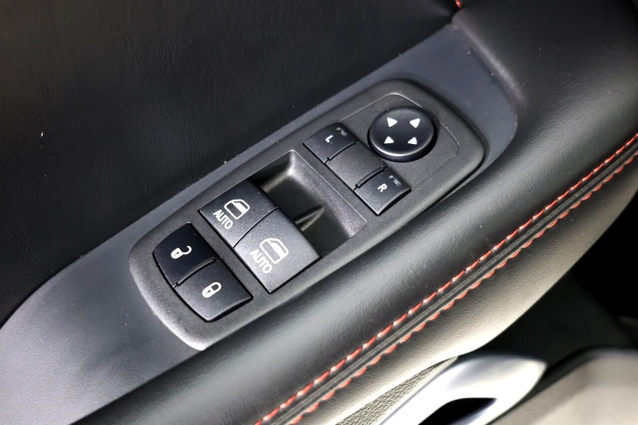 Dodge Challenger  2023