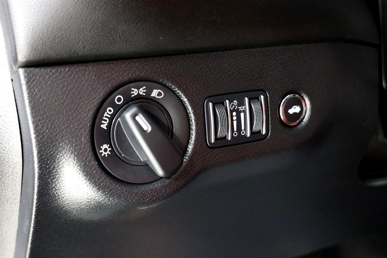 Dodge Challenger  2023