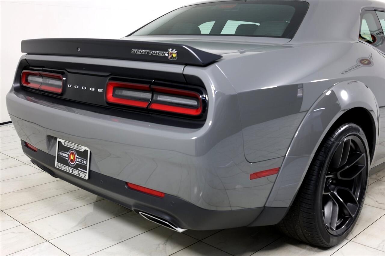 Dodge Challenger  2023