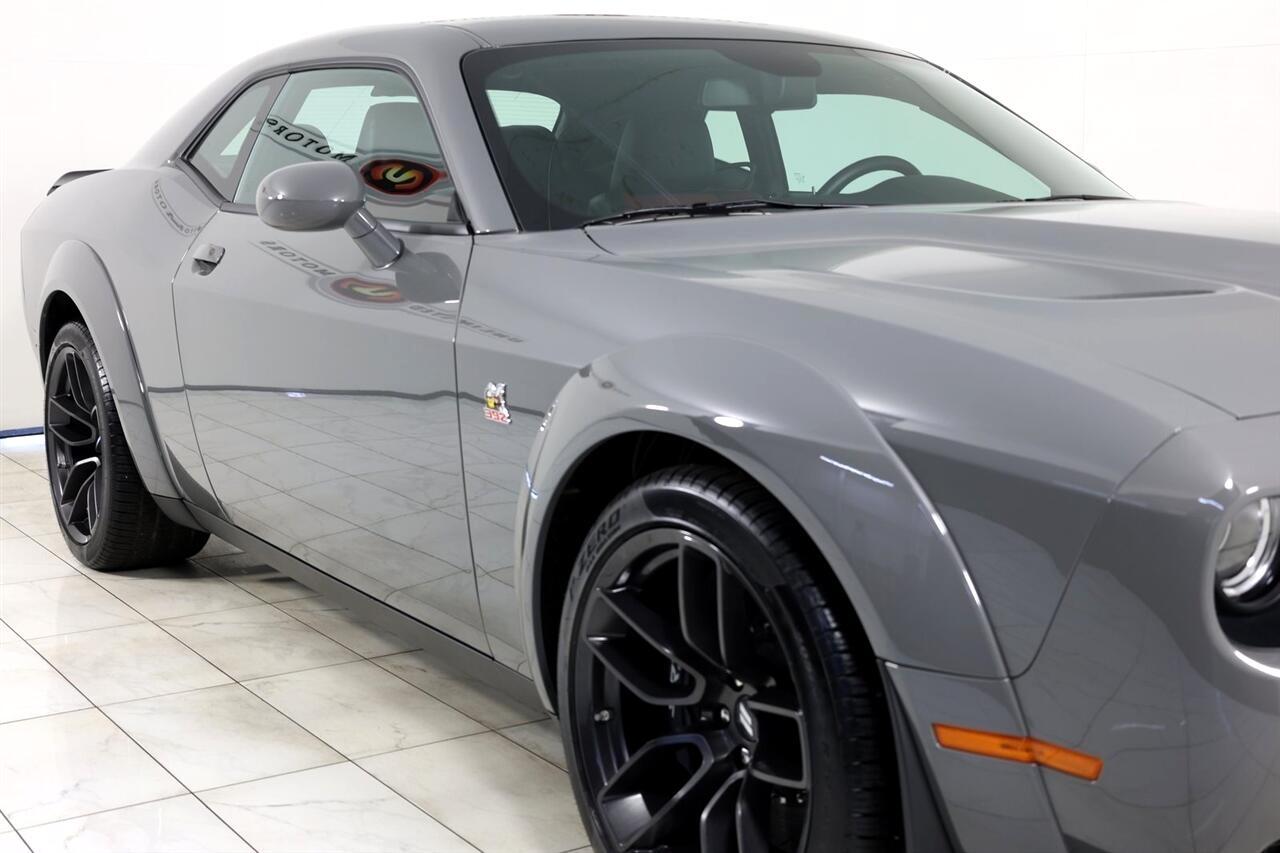 Dodge Challenger  2023