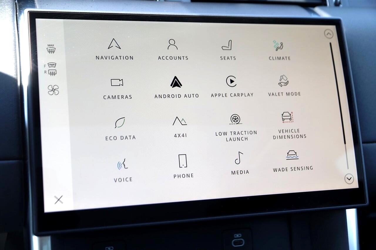 Land Rover Discovery Sport  2024