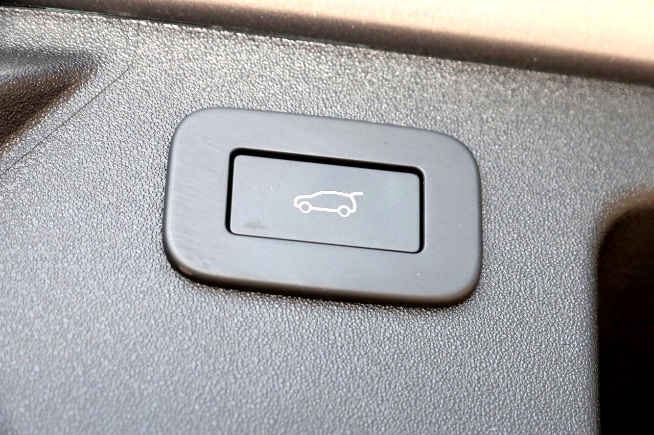 Land Rover Discovery Sport  2024