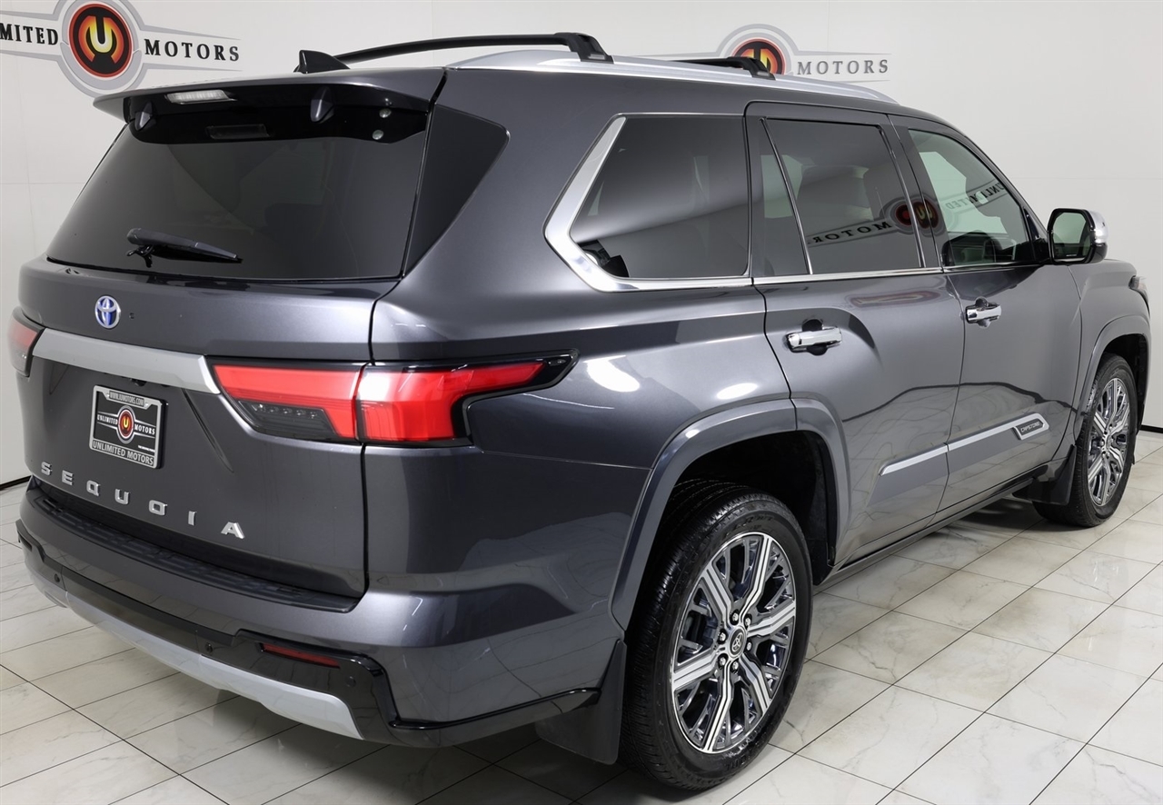 Toyota Sequoia  2023