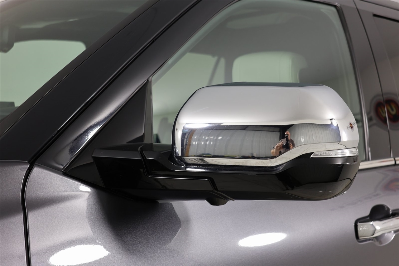 Toyota Sequoia  2023