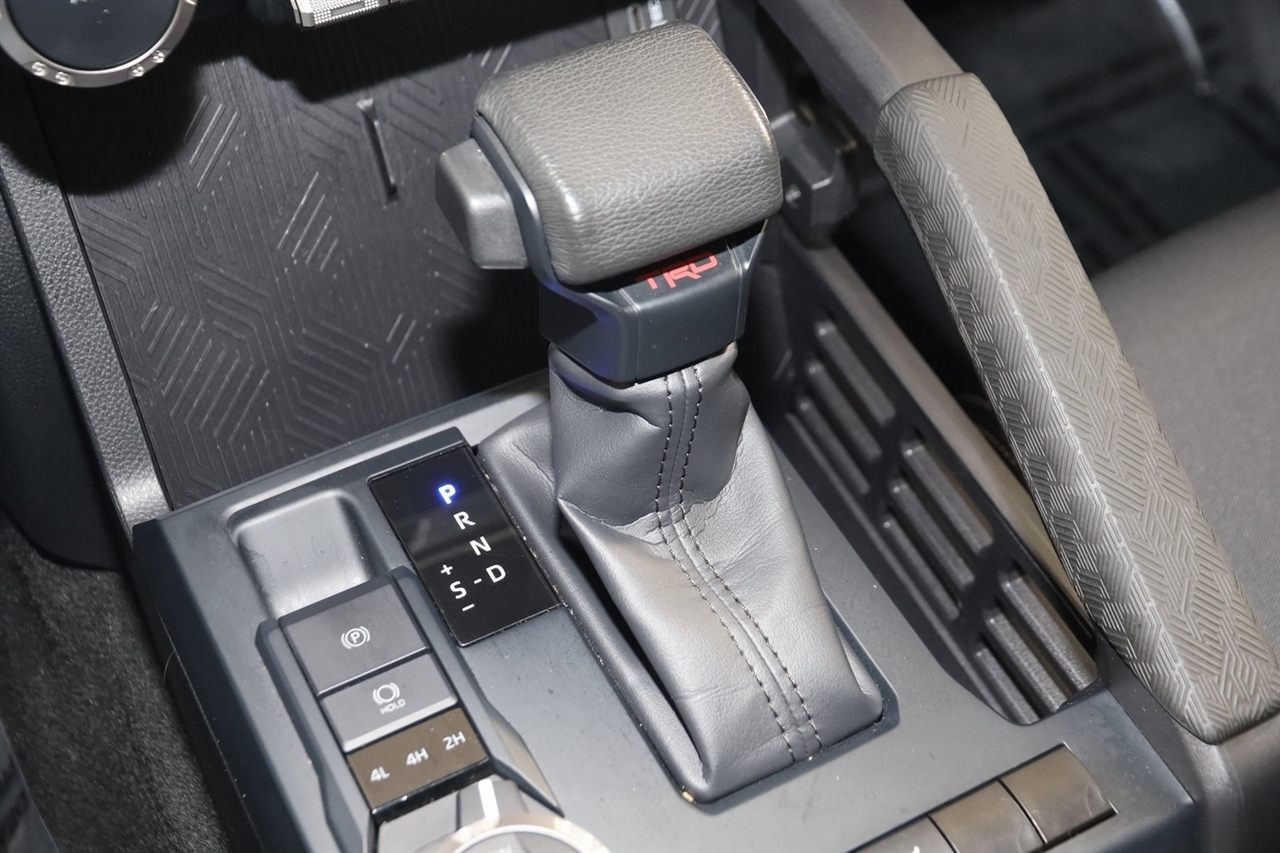 Toyota Tacoma  2024