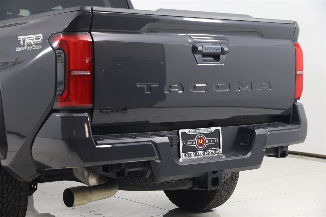 Toyota Tacoma  2024