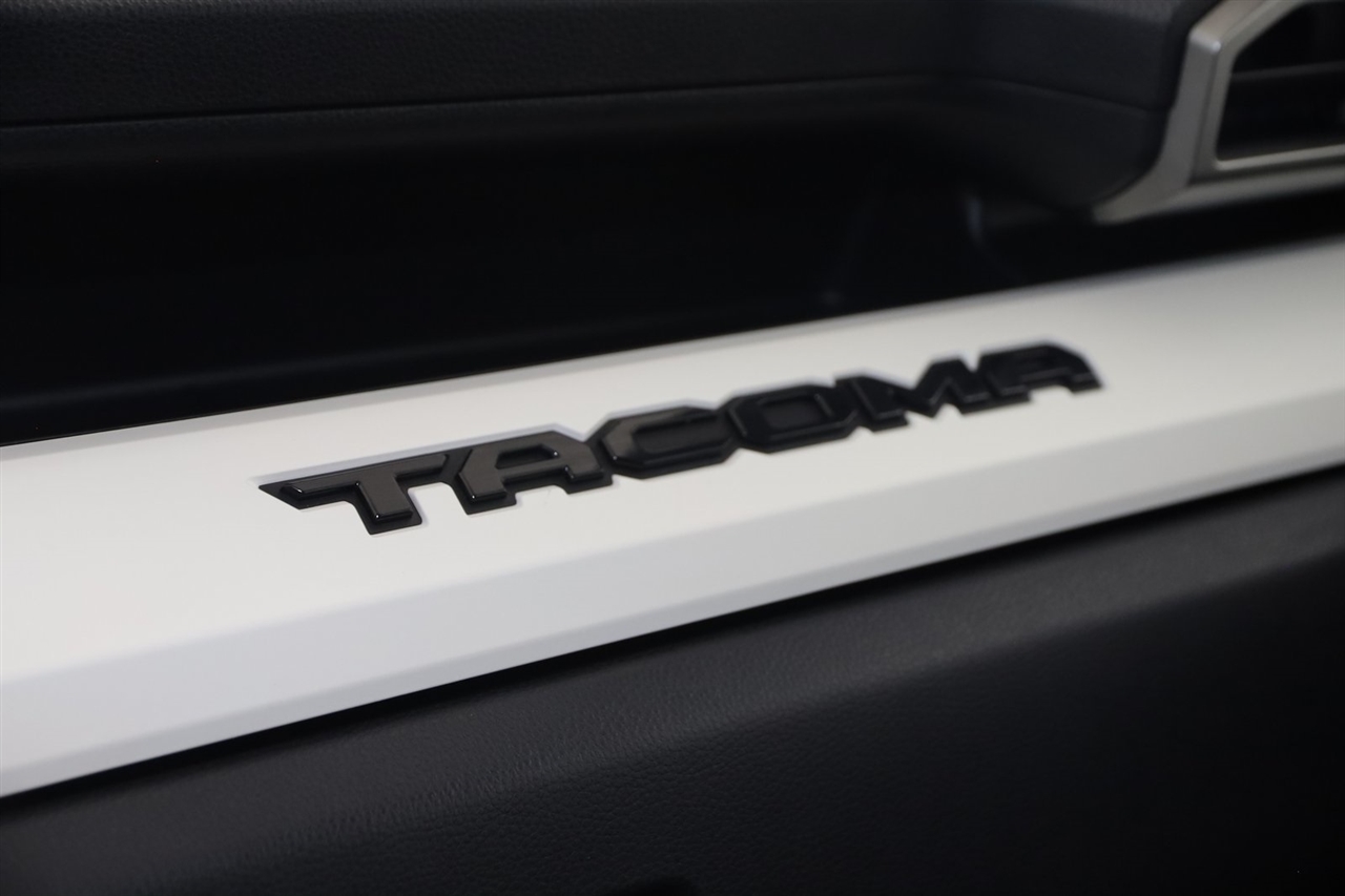 Toyota Tacoma  2024