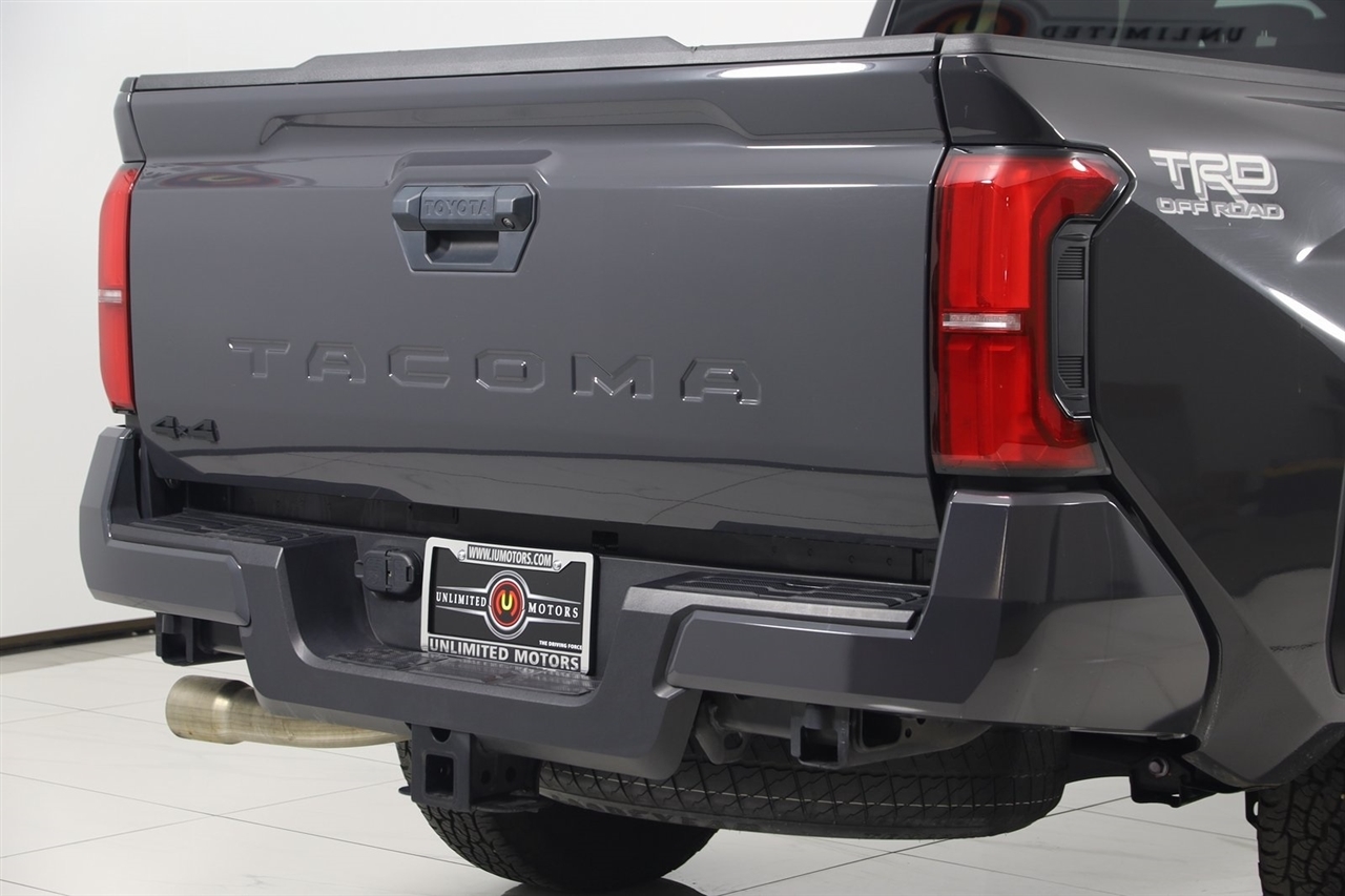 Toyota Tacoma  2024
