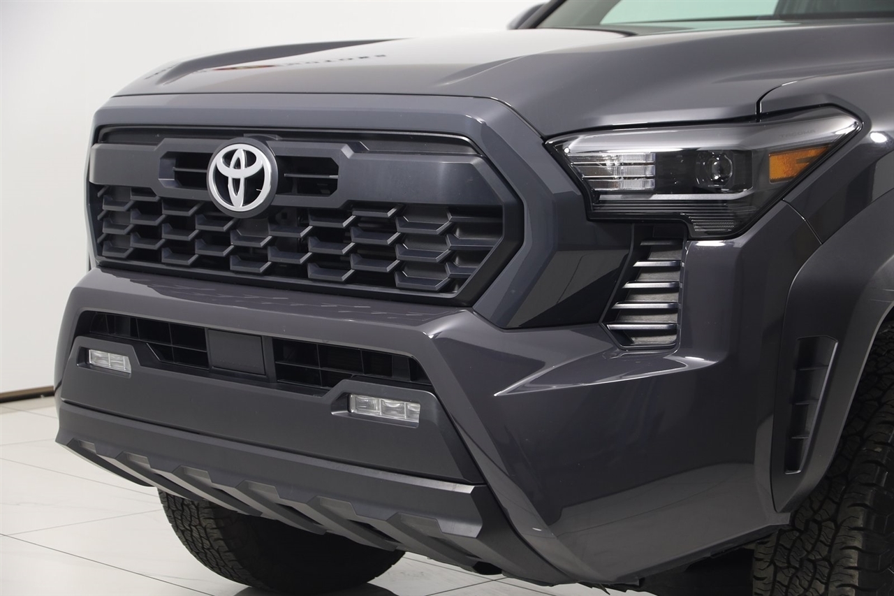 Toyota Tacoma  2024