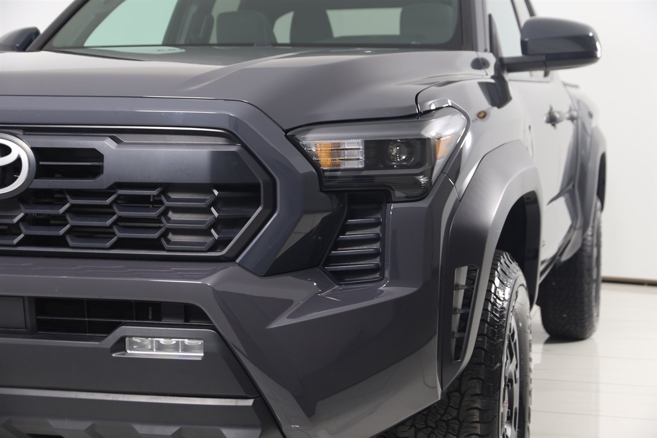 Toyota Tacoma  2024