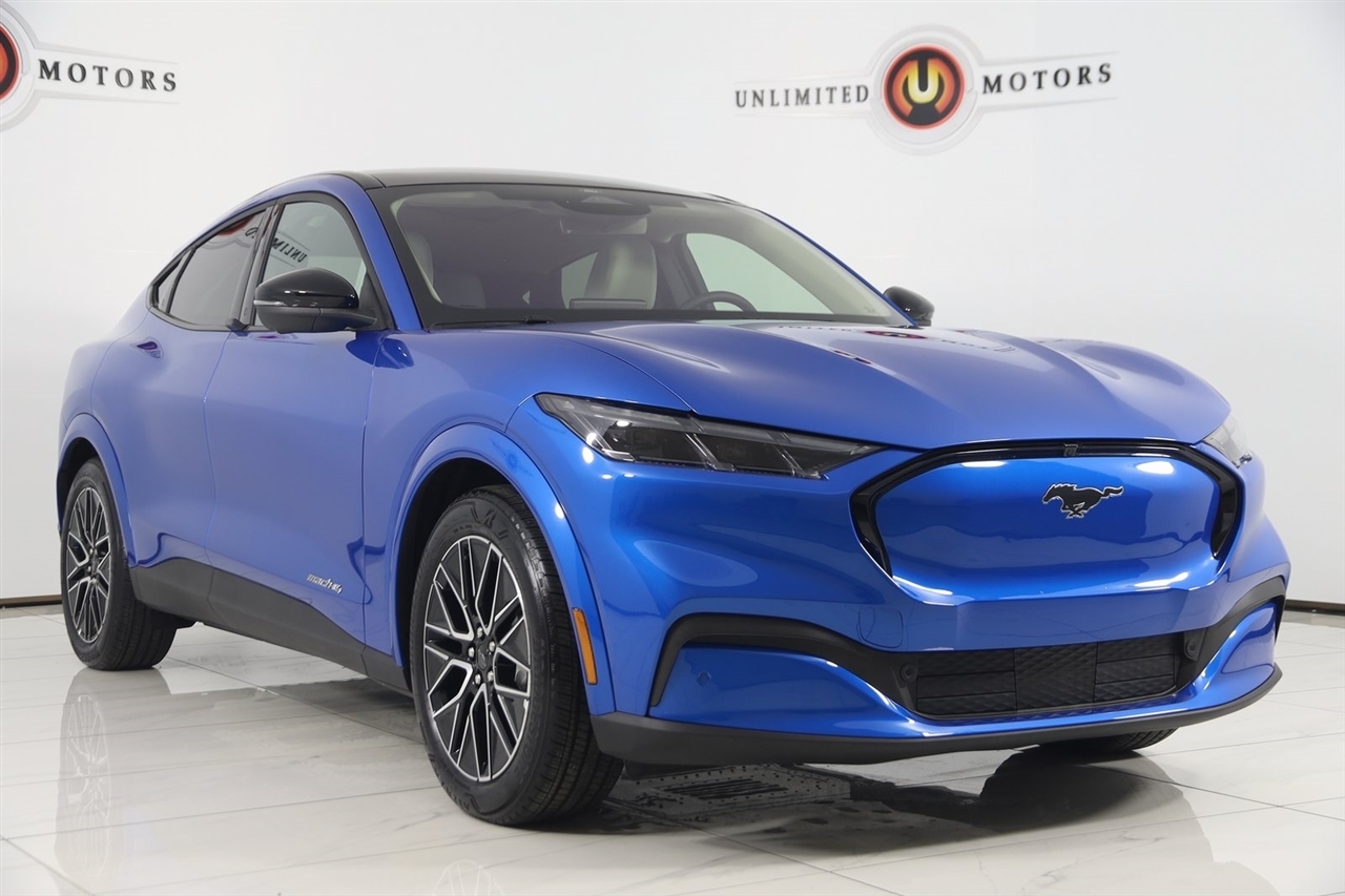 Ford Mustang Mach-E  2025