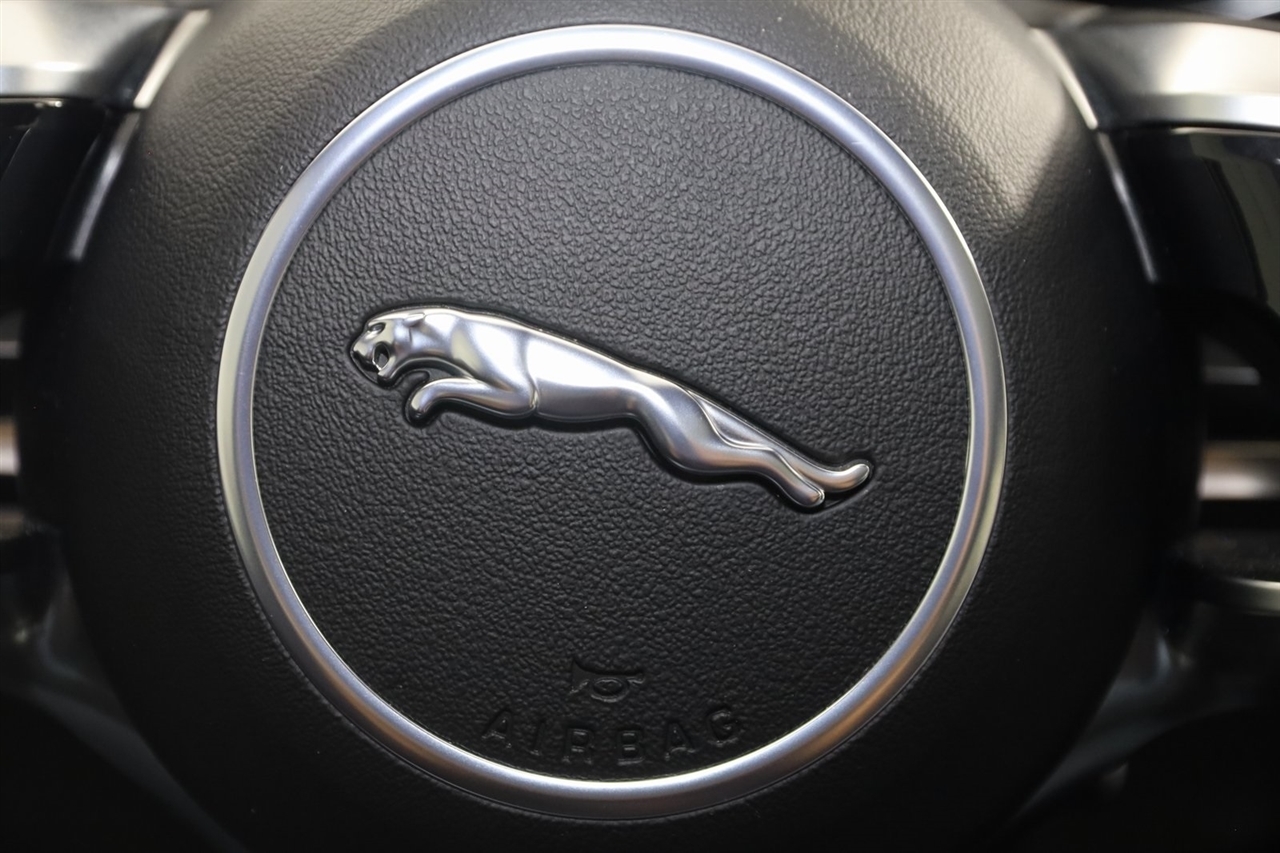 Jaguar F-Pace  2024