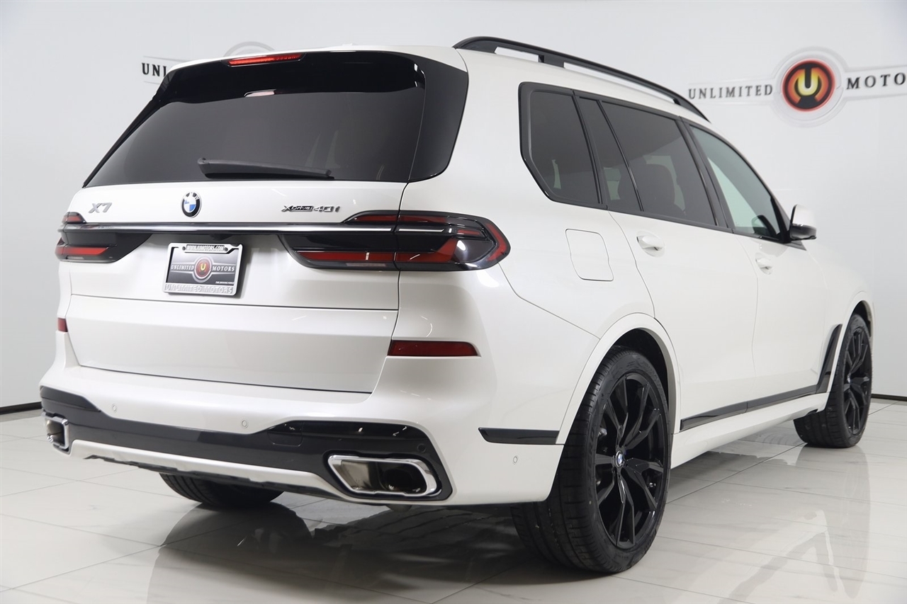 BMW X7  2023