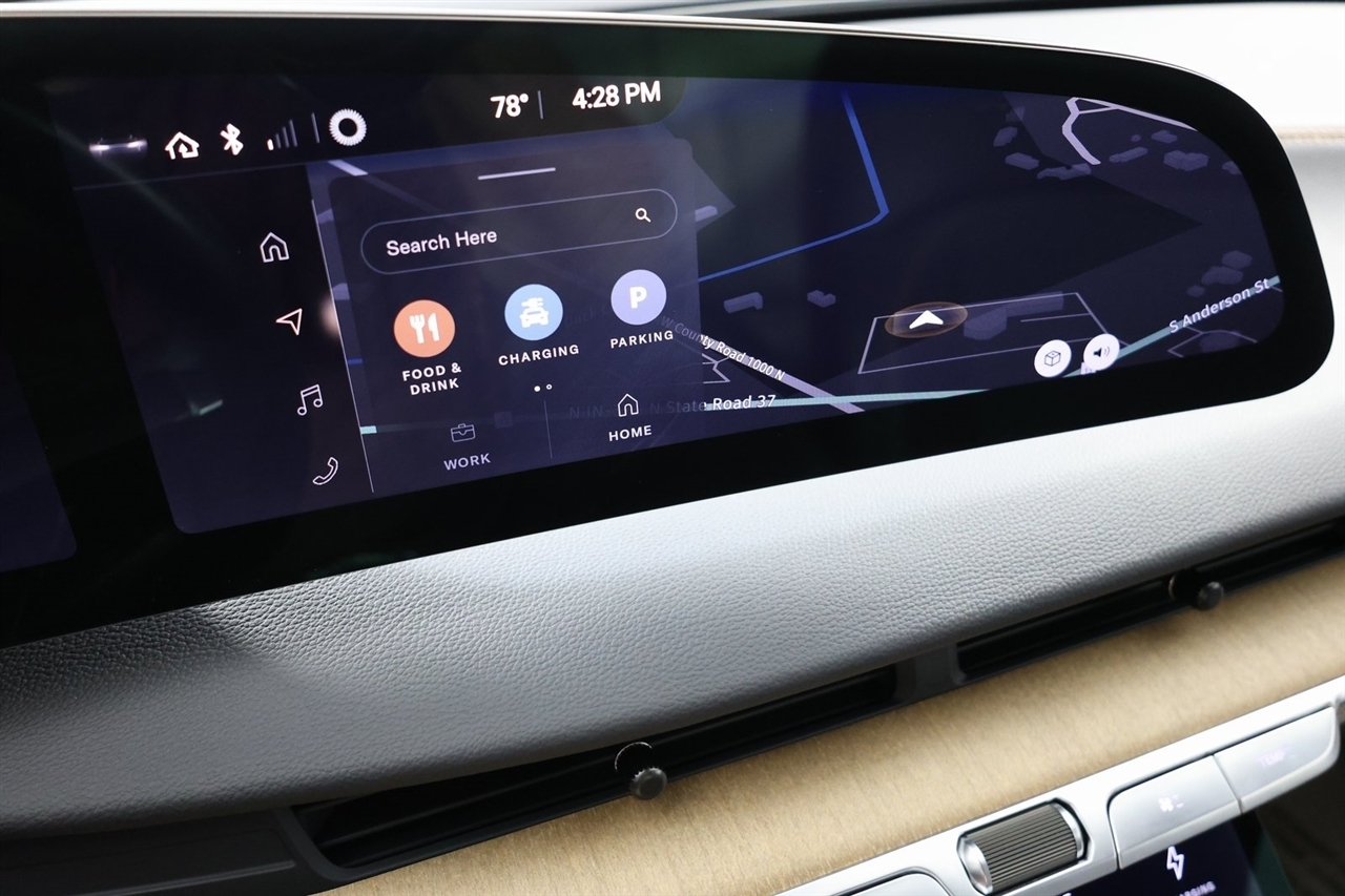 Lucid Air  2024