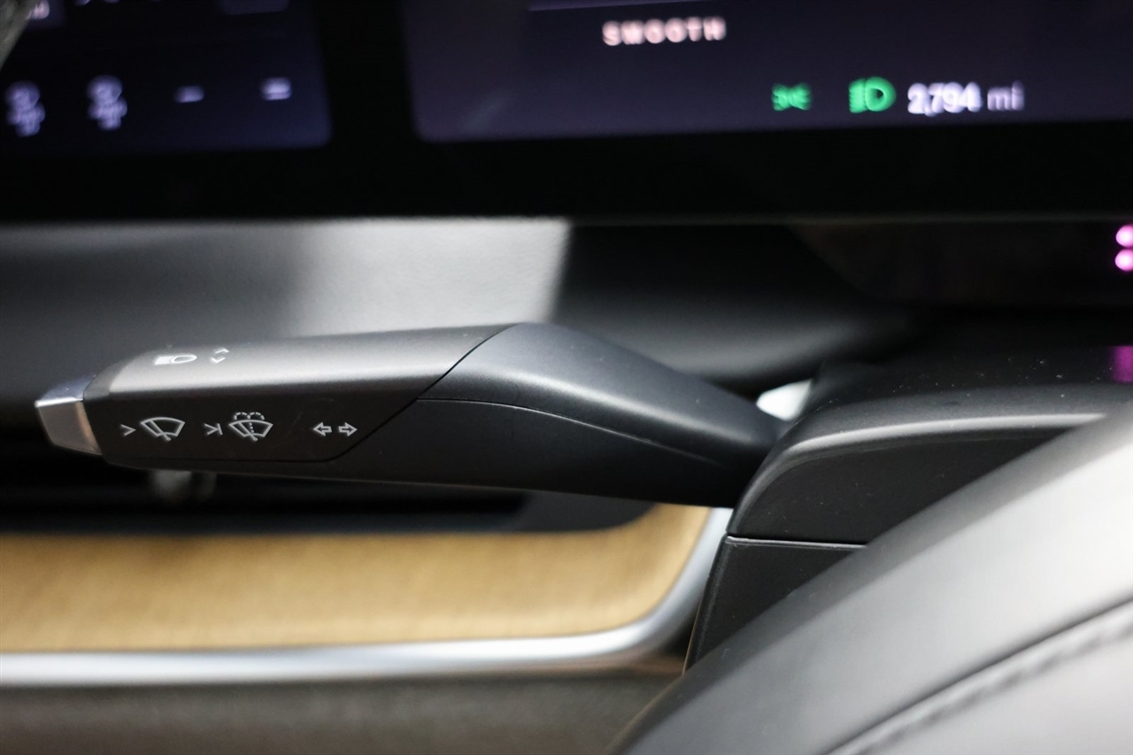 Lucid Air  2024