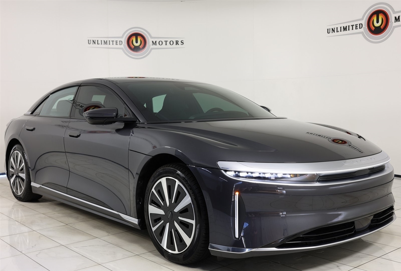 Lucid Air  2024