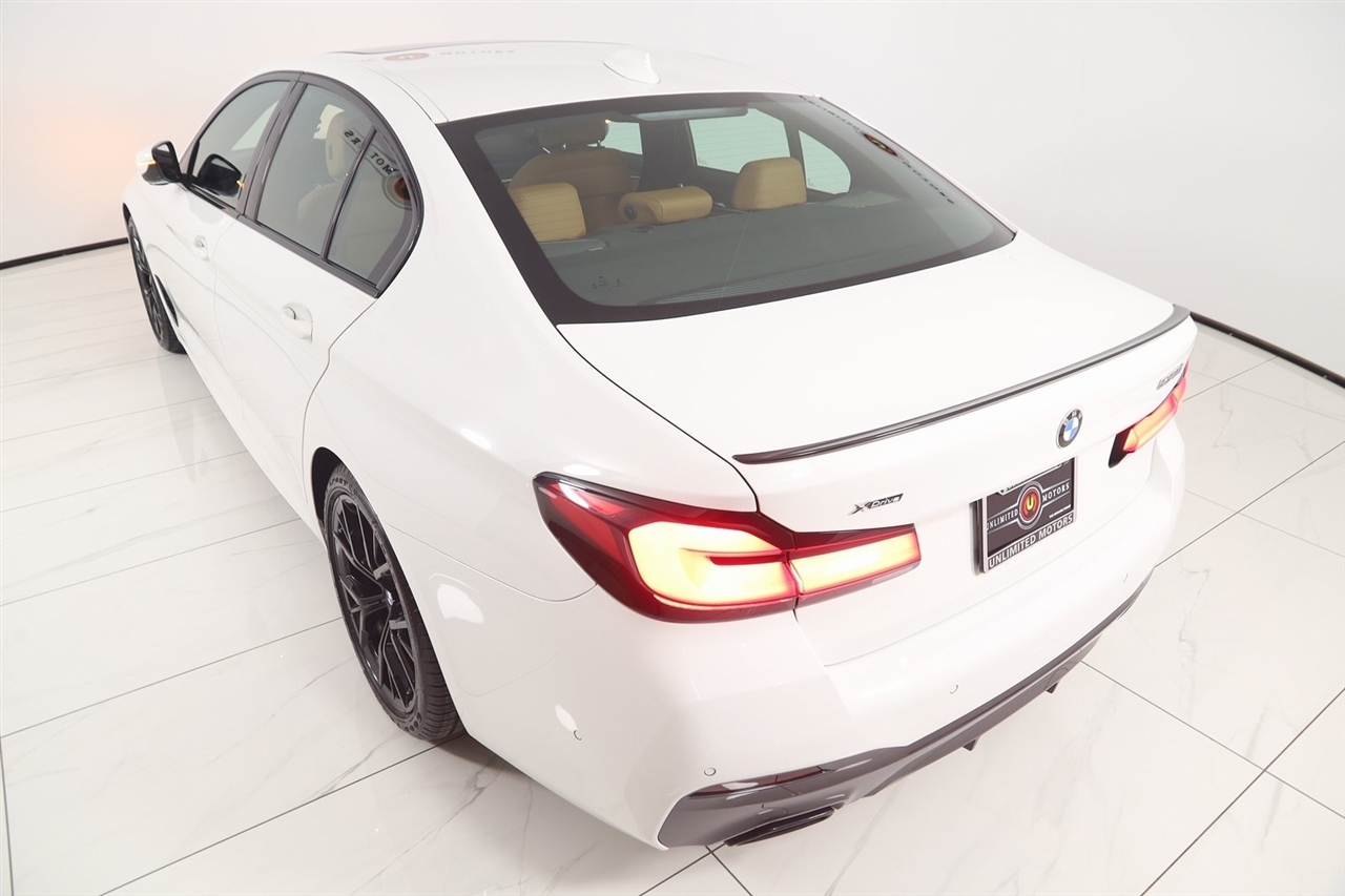 BMW 5-Series  2023
