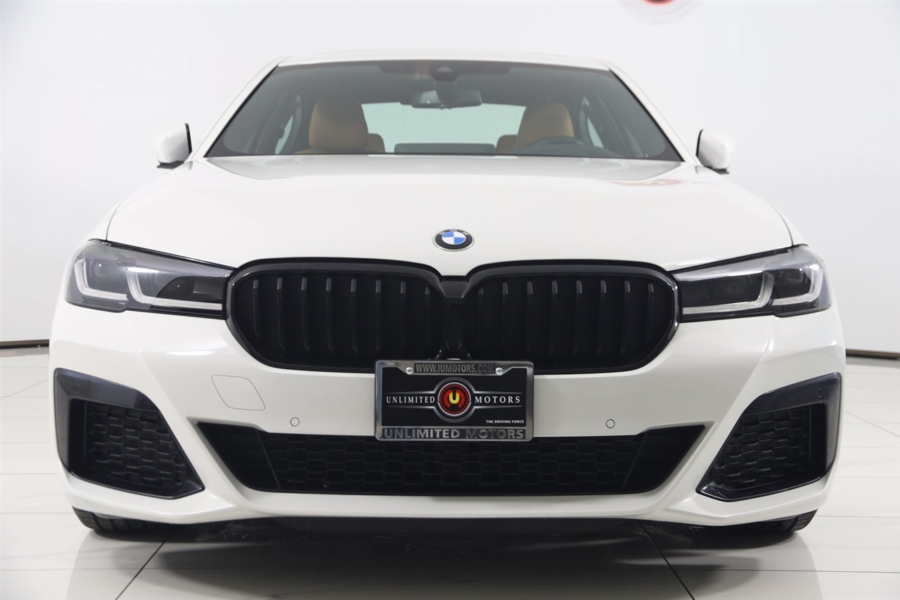BMW 5-Series  2023