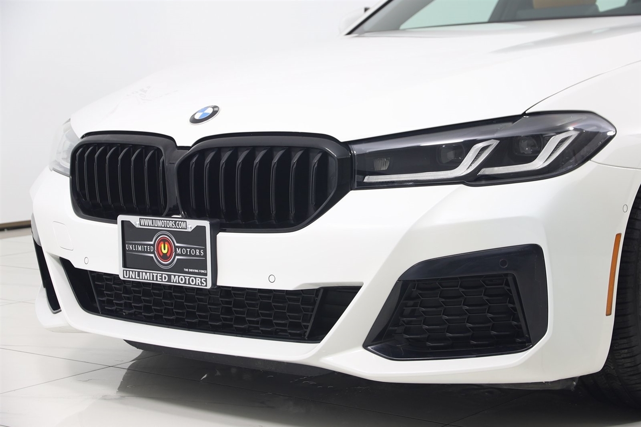 BMW 5-Series  2023