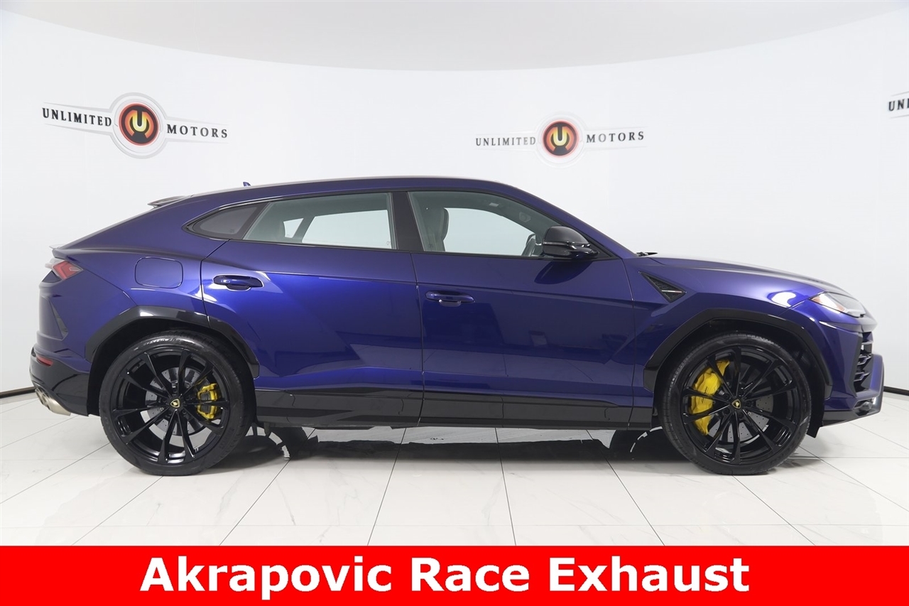 Lamborghini Urus  2021