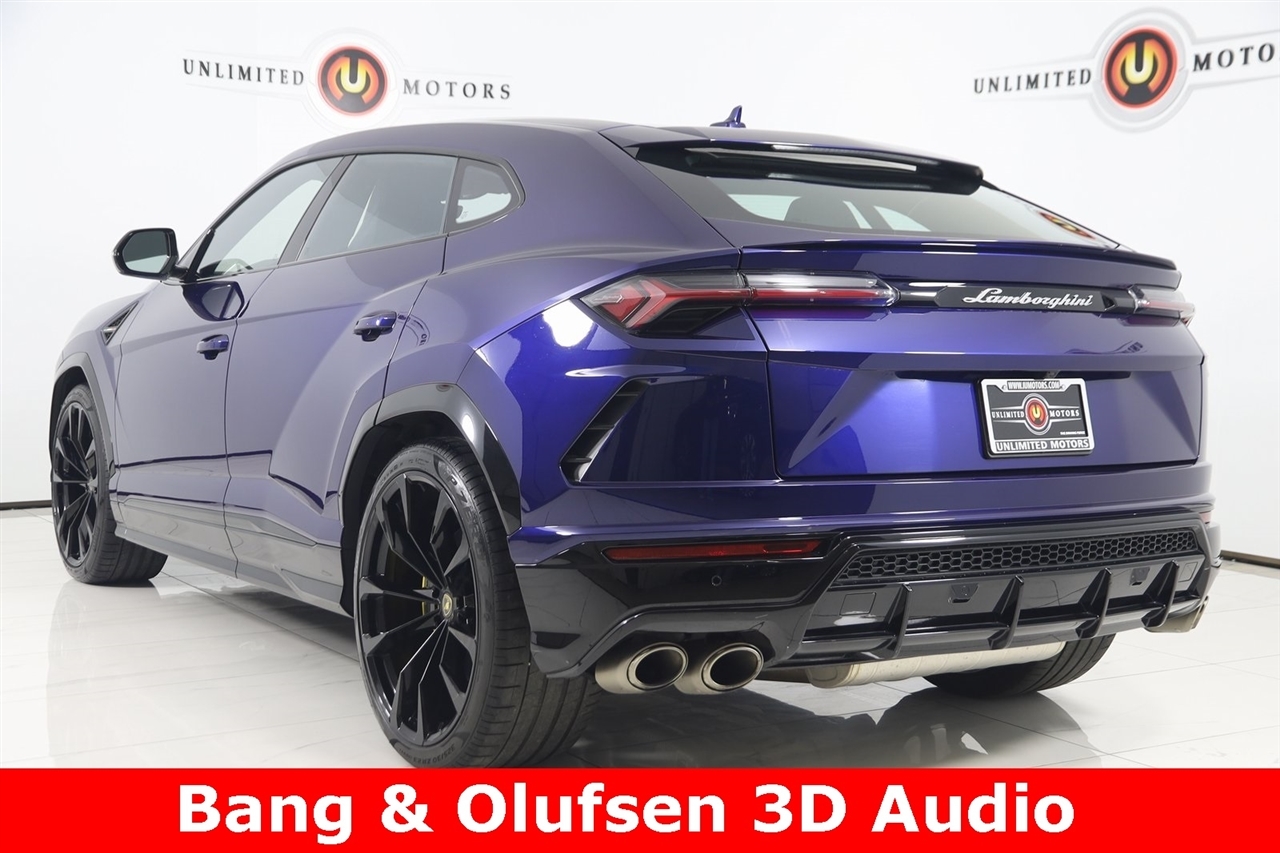 Lamborghini Urus  2021
