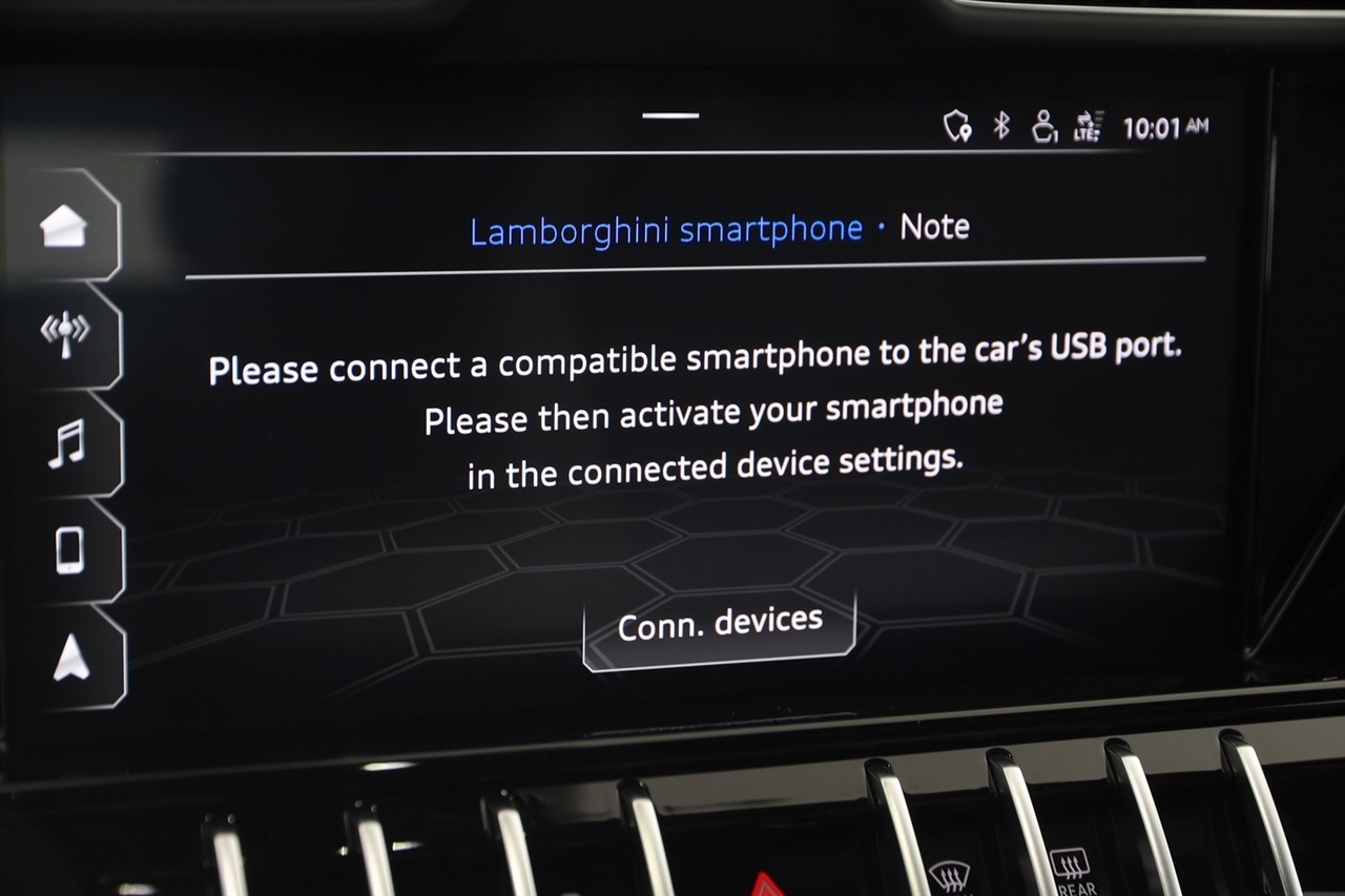 Lamborghini Urus  2021