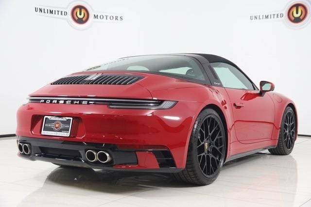 Porsche 911  2024