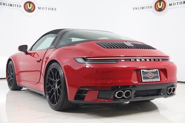 Porsche 911  2024