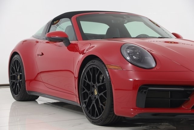Porsche 911  2024