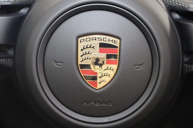 Porsche 911  2024