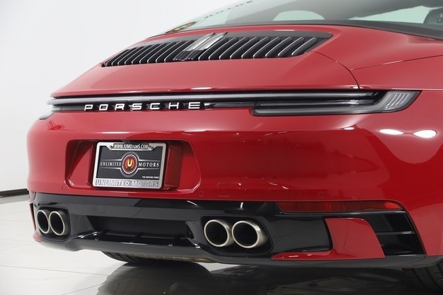 Porsche 911  2024