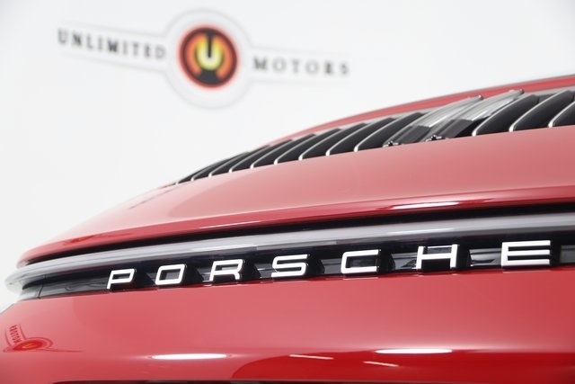 Porsche 911  2024