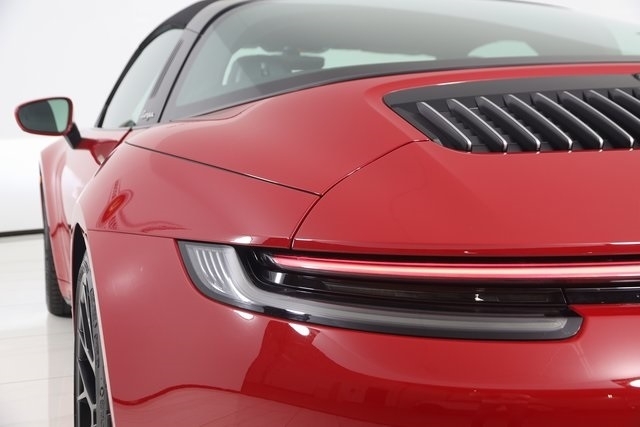 Porsche 911  2024