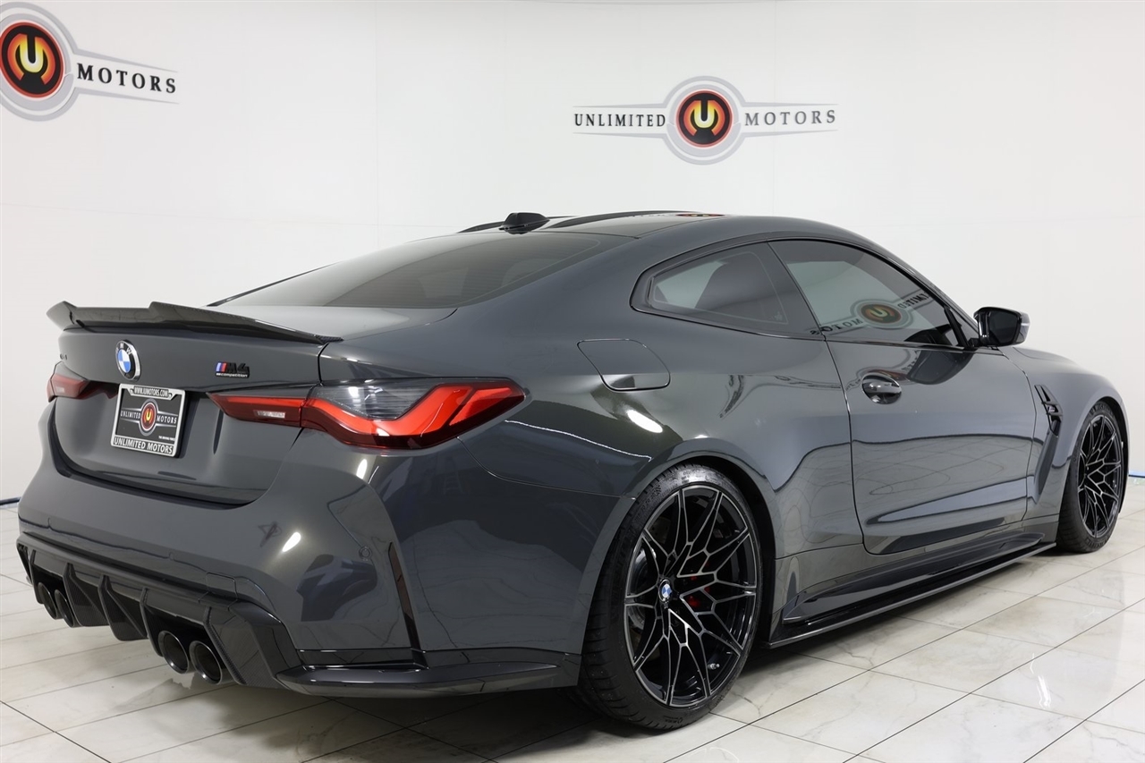 BMW M4  2024