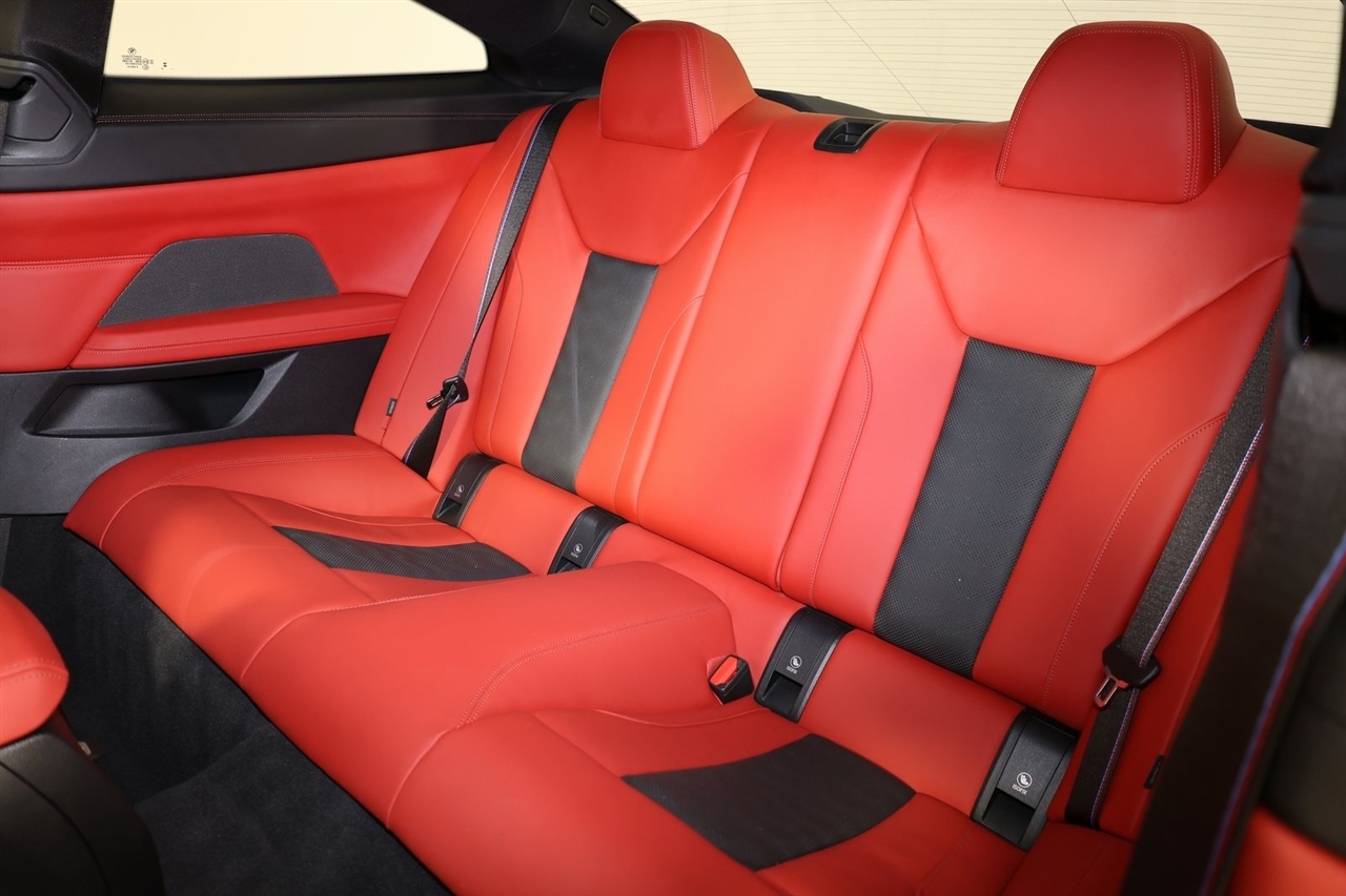 BMW M4  2024