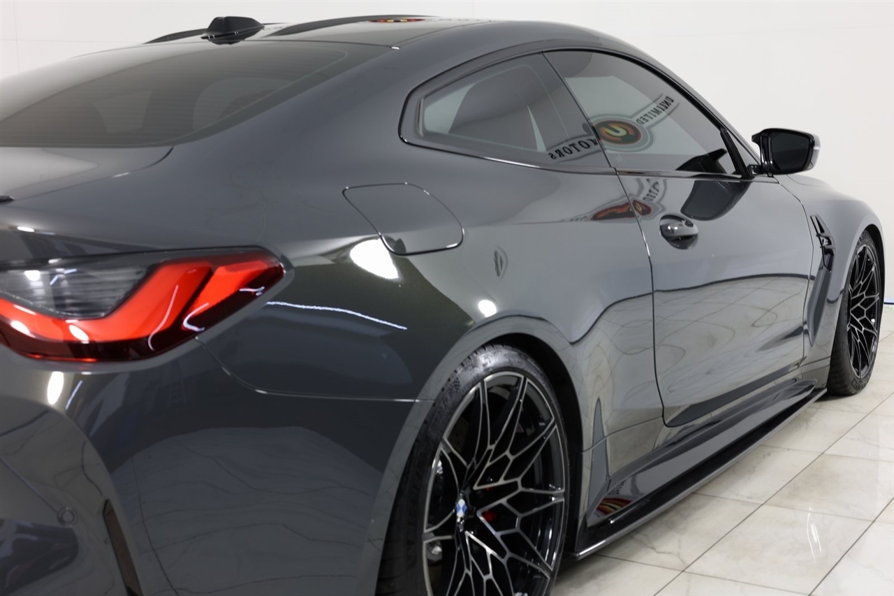 BMW M4  2024