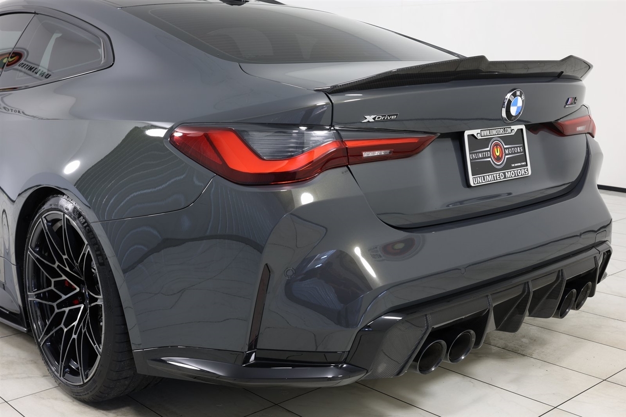 BMW M4  2024