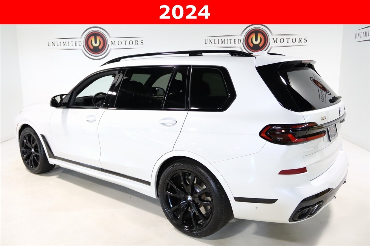 BMW X7  2024