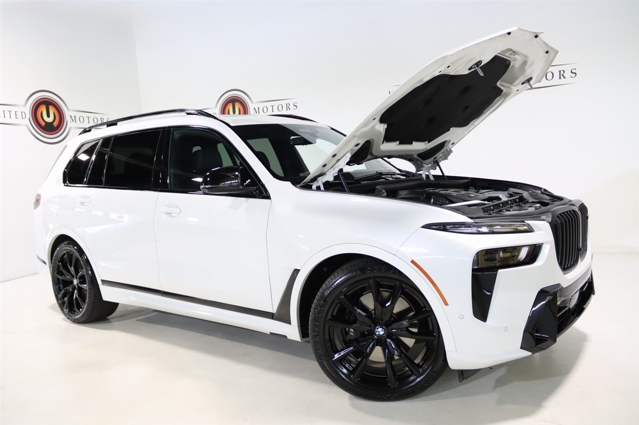 BMW X7  2024