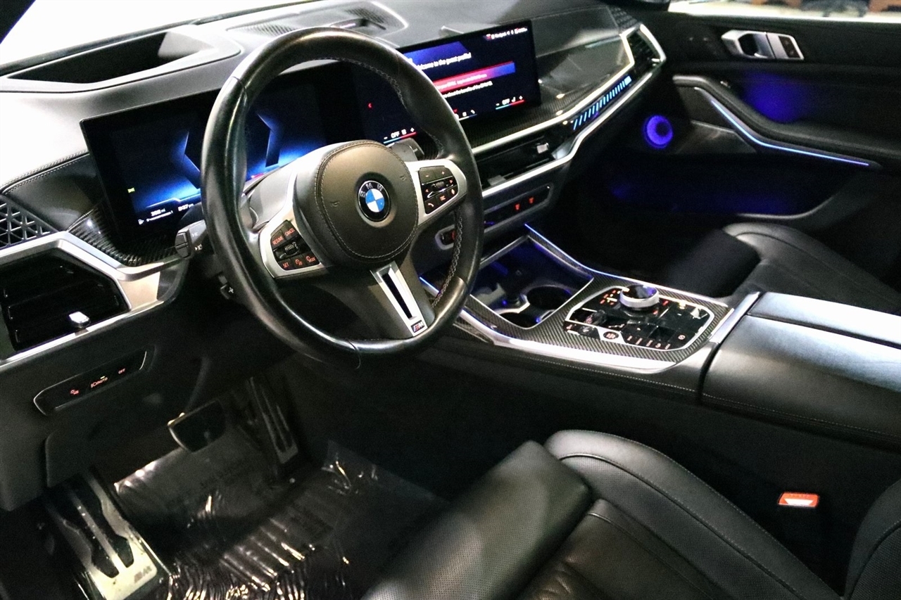 BMW X7  2024