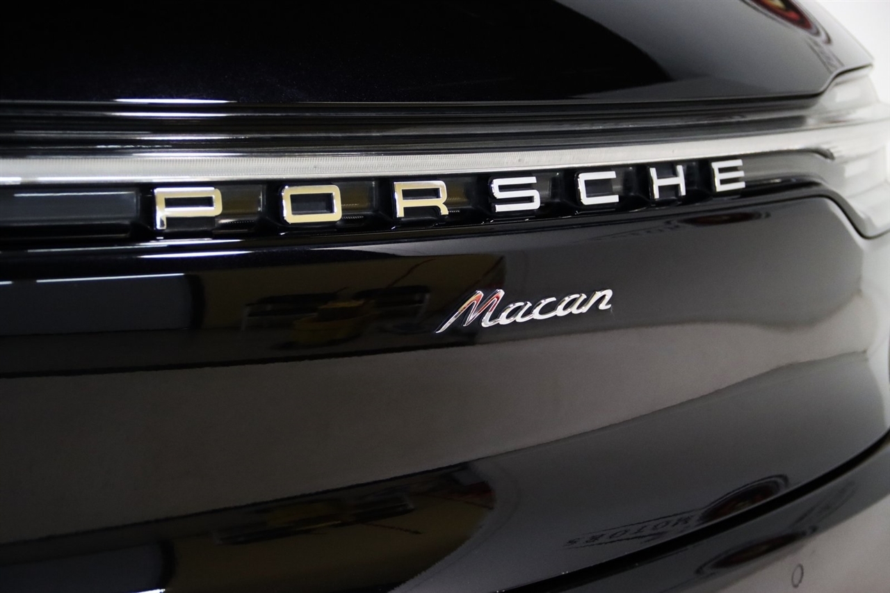 Porsche Macan  2020