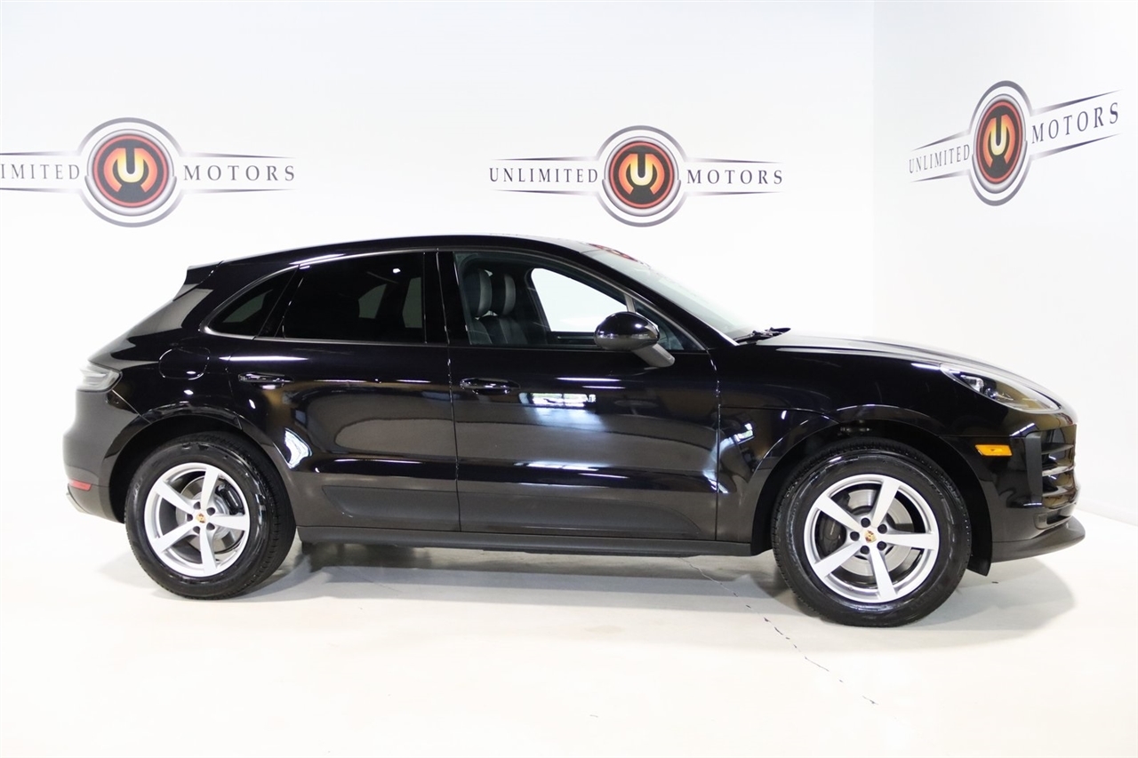 Porsche Macan  2020