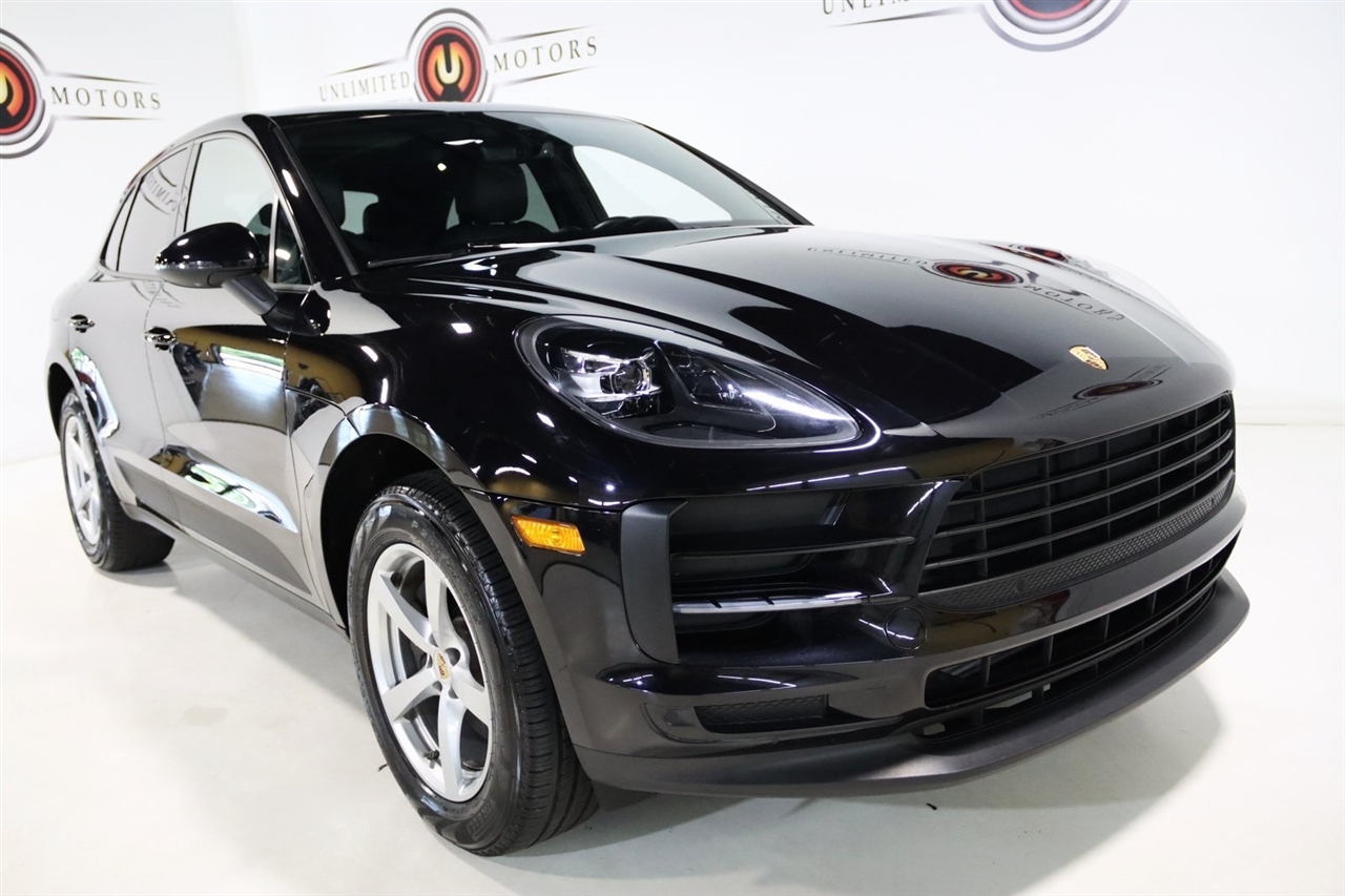 Porsche Macan  2020