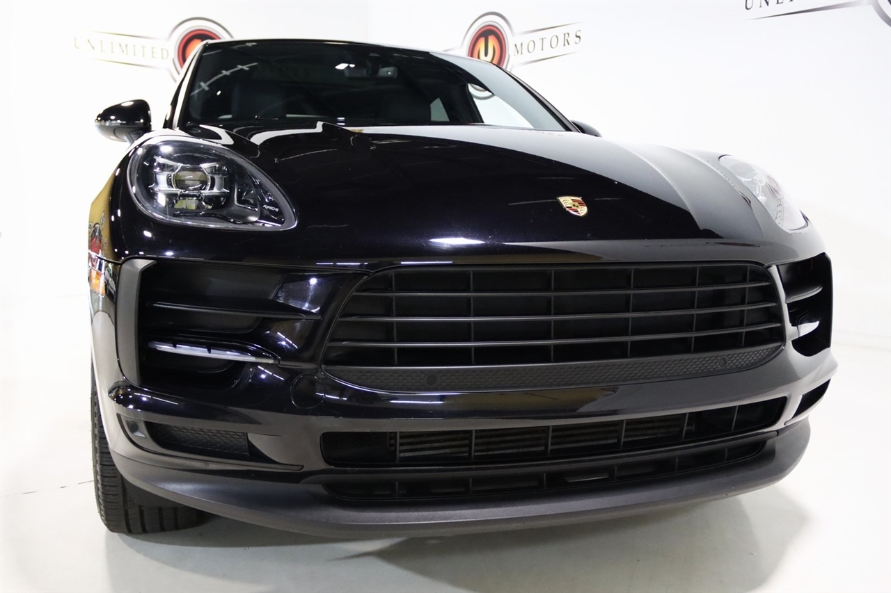 Porsche Macan  2020