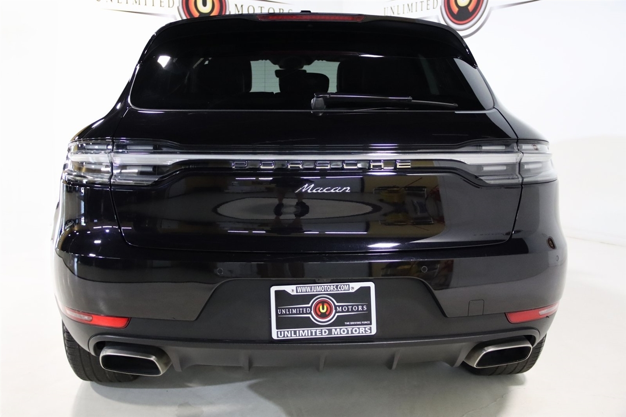 Porsche Macan  2020