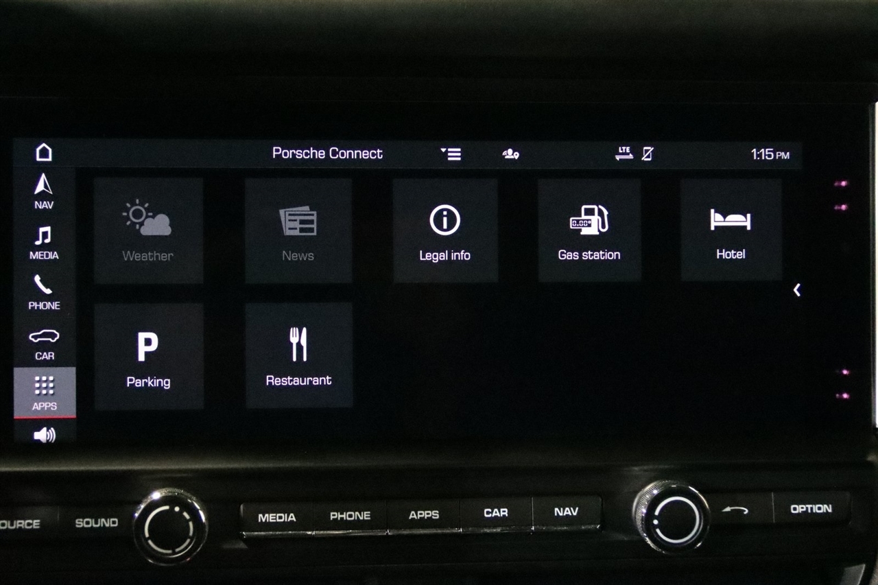 Porsche Macan  2020