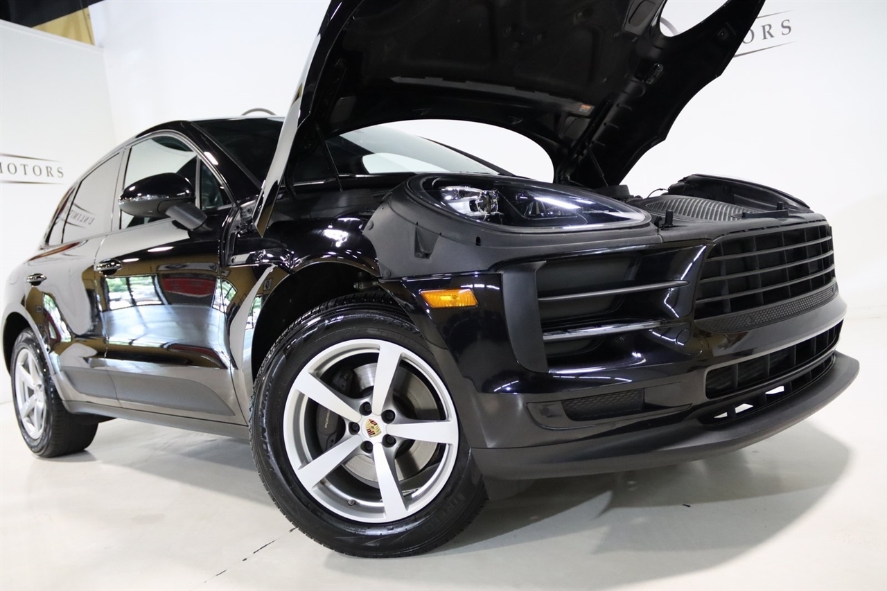 Porsche Macan  2020